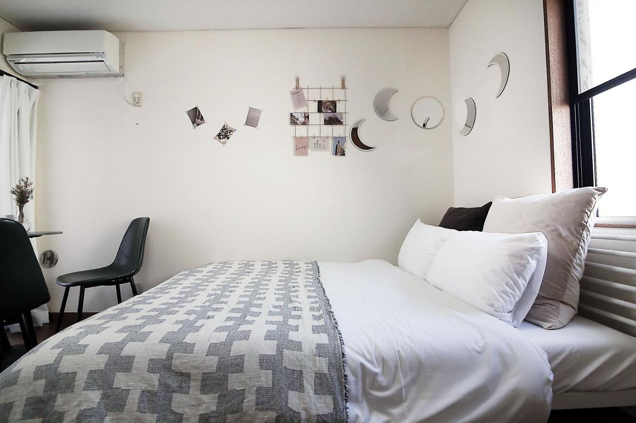 Sunrise Apartment Tokyo Exterior photo